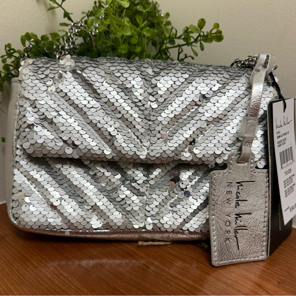 NEW Nicole Miller Silver Sequin Crossbody Bag Chain Strap Convertible Clutch